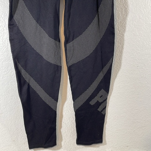 VICTORIA’S SECRET PINK Active Seamless Tight Legging Activewear Large Black Gray - Picture 4 of 10